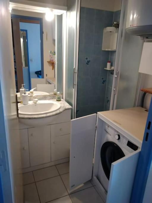 Appartement Vue Sur Canal Proximite Mer Sete Luaran gambar